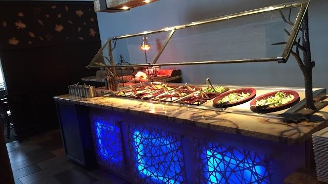 Raven's Den Steakhouse and Taproom